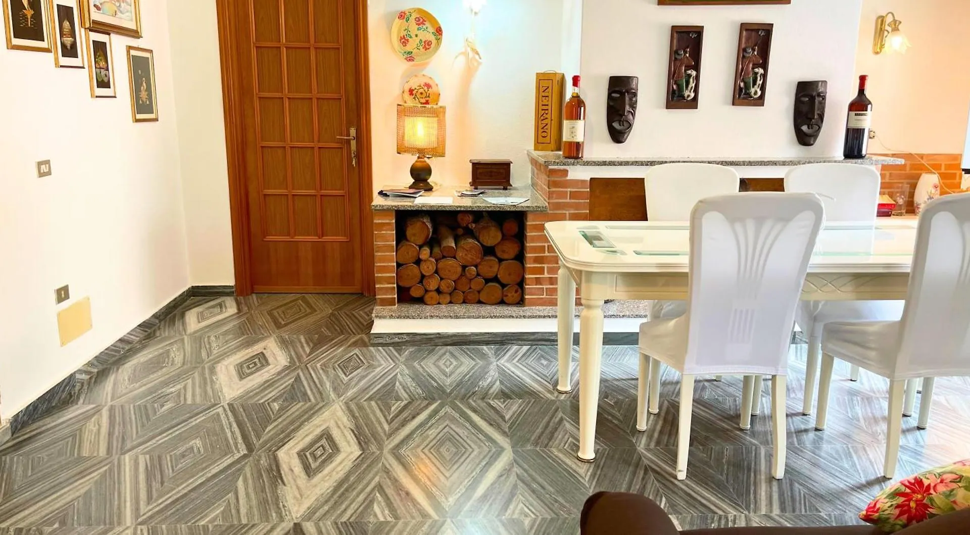Domo De Aurora - Comfort Rooms Olbia 0*,  İtalya
