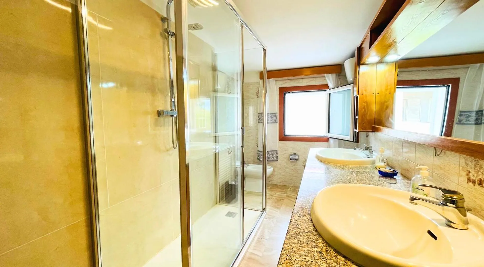 Domo De Aurora - Comfort Rooms Olbia
