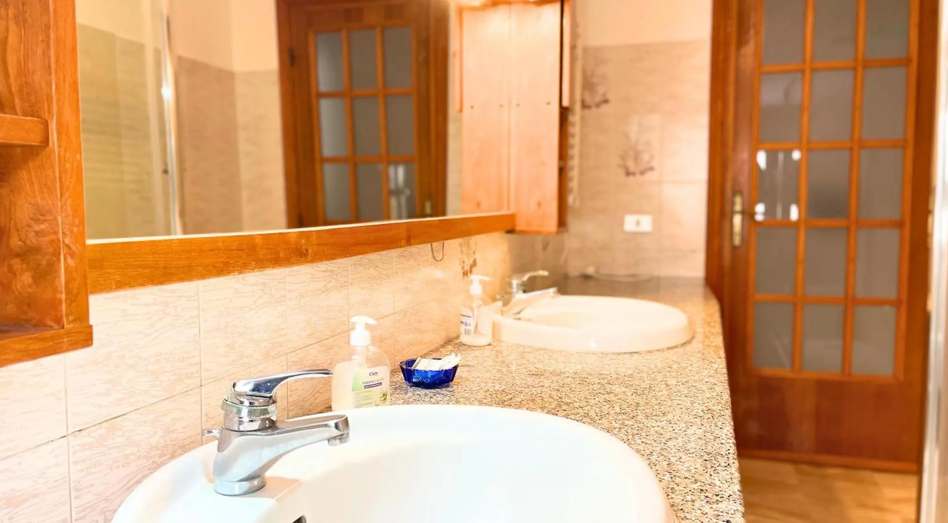 Domo De Aurora - Comfort Rooms Olbia 0*,